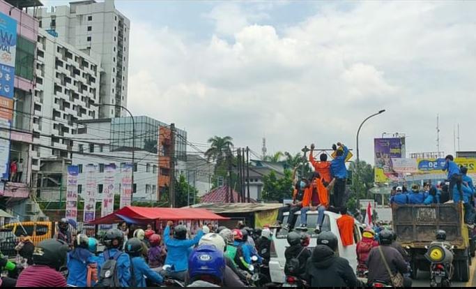 Front Aksi Mahasiswa Universitas Pamulang Fam Unpam